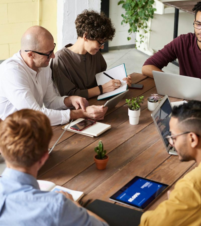 pexels-fauxels-3182796